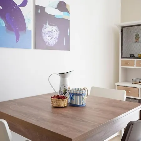 Apartment Mediterranea Apartment- Station - Free Wifi&netflix *