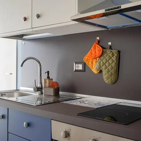 Mediterranea Apartment- Station - Free Wifi&netflix Apartment