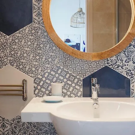 아파트 Mediterranea Apartment- Station - Free Wifi&netflix 바리