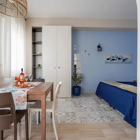 Apartment Mediterranea Apartment- Station - Free Wifi&netflix