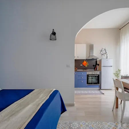 Mediterranea Apartment- Station - Free Wifi&netflix 아파트