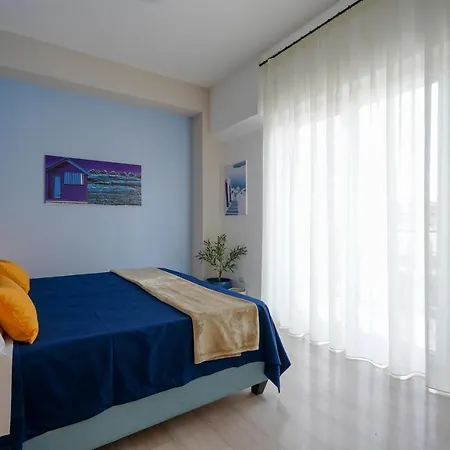 아파트 Mediterranea Apartment- Station - Free Wifi&netflix *