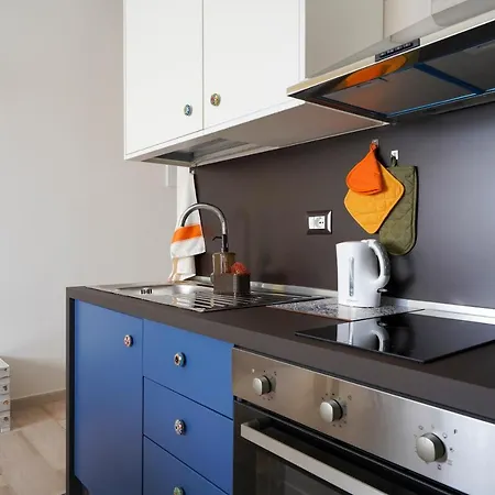 아파트 Mediterranea Apartment- Station - Free Wifi&netflix 바리