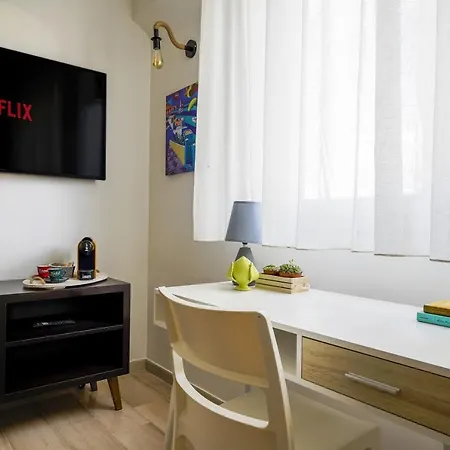 Apartment Mediterranea Apartment- Station - Free Wifi&netflix *