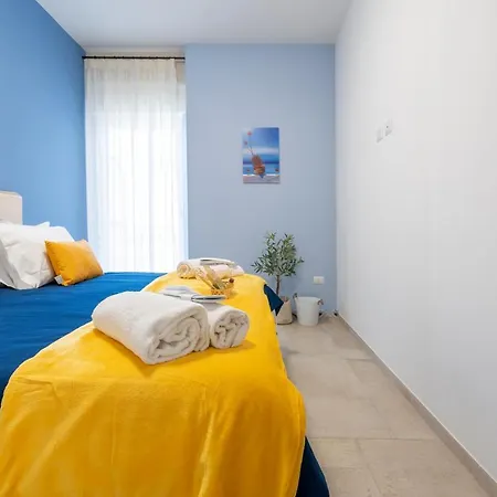 아파트 Mediterranea Apartment- Station - Free Wifi&netflix