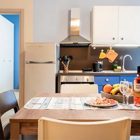 Mediterranea Apartment- Station - Free Wifi&netflix Apartment Bari