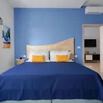 Mediterranea Apartment- Station - Free Wifi&netflix Апартаменти
