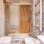 Апартаменти Mediterranea Apartment- Station - Free Wifi&netflix