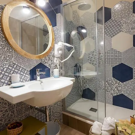 Mediterranea Apartment- Station - Free Wifi&netflix Apartamento