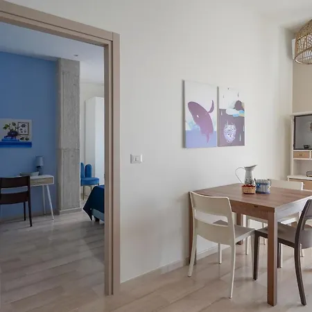아파트 Mediterranea Apartment- Station - Free Wifi&netflix 바리