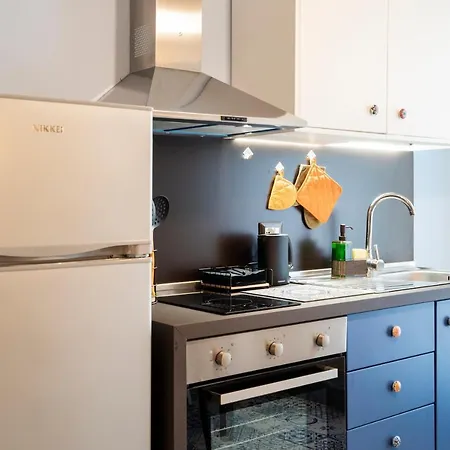 Mediterranea Apartment- Station - Free Wifi&netflix Appartamento *
