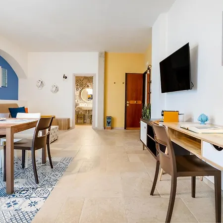 Mediterranea Apartment- Station - Free Wifi&netflix Bari