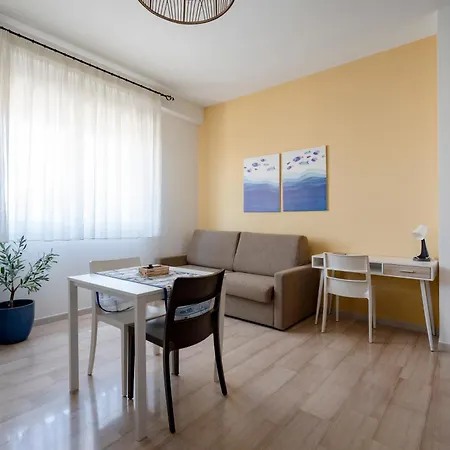 Apartman Mediterranea Apartment- Station - Free Wifi&netflix Bari