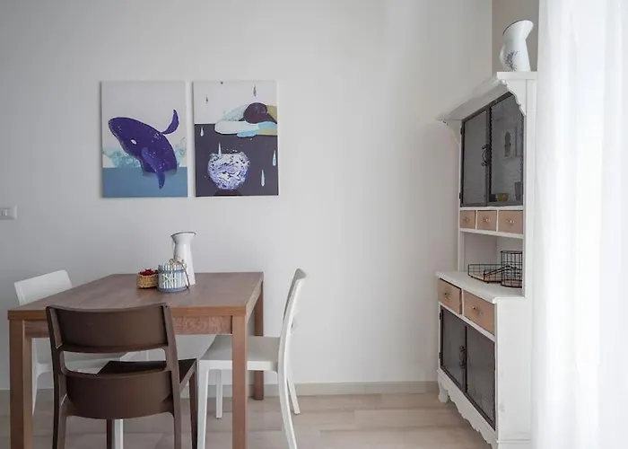 Апартаменты Mediterranea Apartment- Station - Free Wifi&netflix Бари