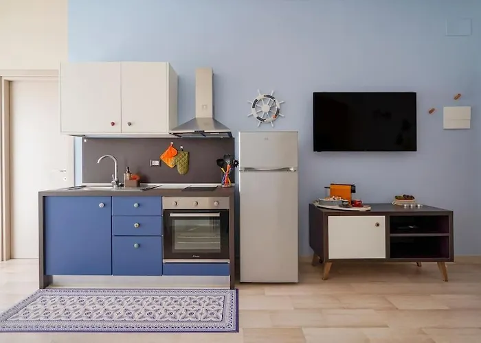 Mediterranea Apartment- Station - Free Wifi&netflix Апартаменты