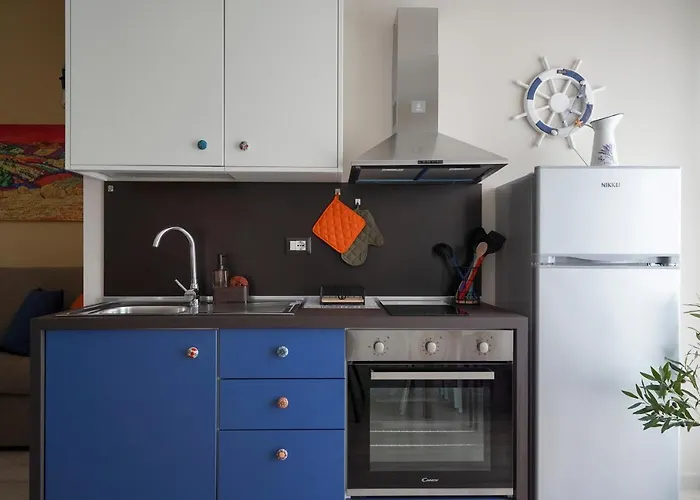 Mediterranea Apartment- Station - Free Wifi&netflix Бари