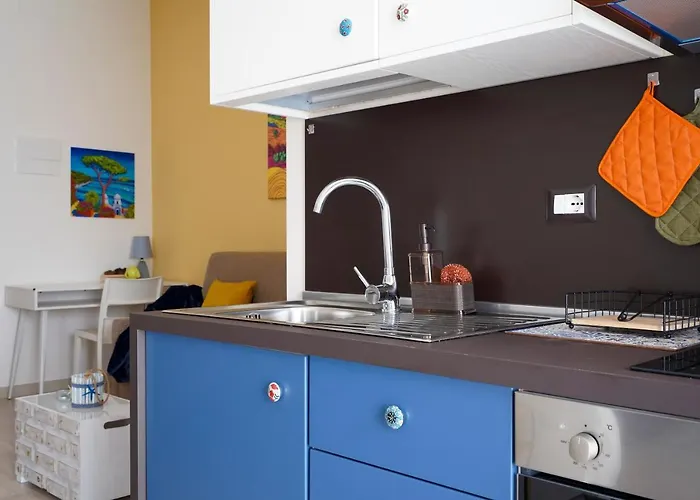 Mediterranea Apartment- Station - Free Wifi&netflix * Бари