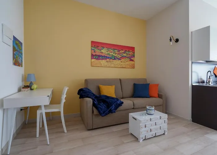 Mediterranea Apartment- Station - Free Wifi&netflix * Бари