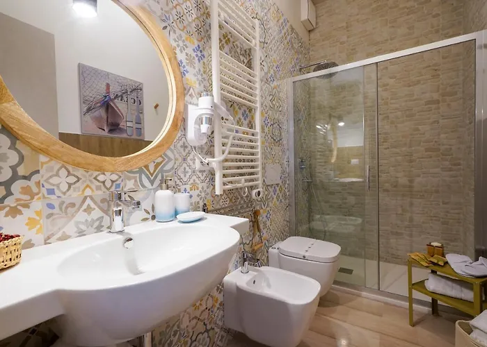 Mediterranea Apartment- Station - Free Wifi&netflix Апартаменты