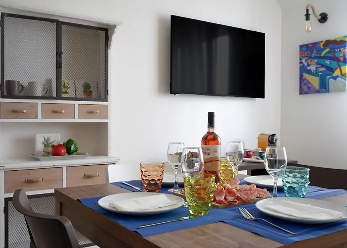 Mediterranea Apartment- Station - Free Wifi&netflix Апартаменты Бари