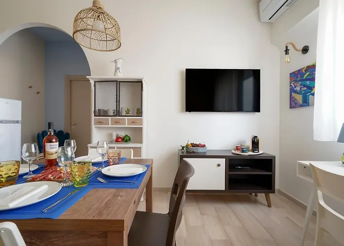 Mediterranea Apartment- Station - Free Wifi&netflix Апартаменты Бари