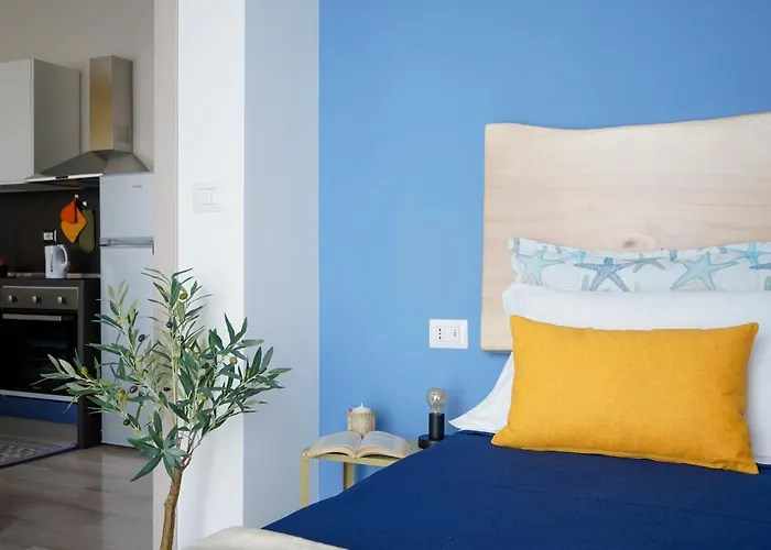 Mediterranea Apartment- Station - Free Wifi&netflix Бари