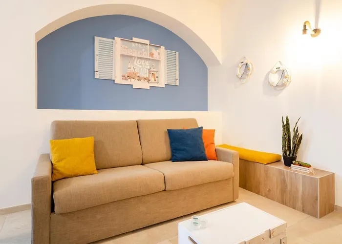 Mediterranea Apartment- Station - Free Wifi&netflix * Бари