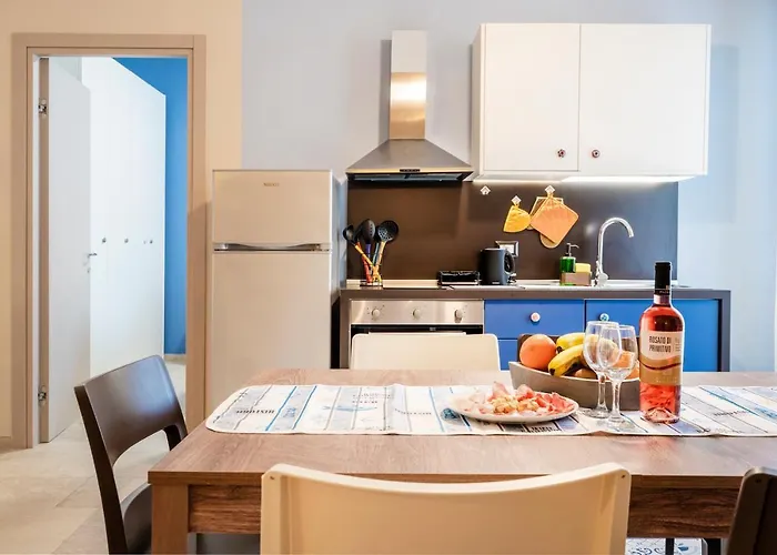 Mediterranea Apartment- Station - Free Wifi&netflix Апартаменты Бари