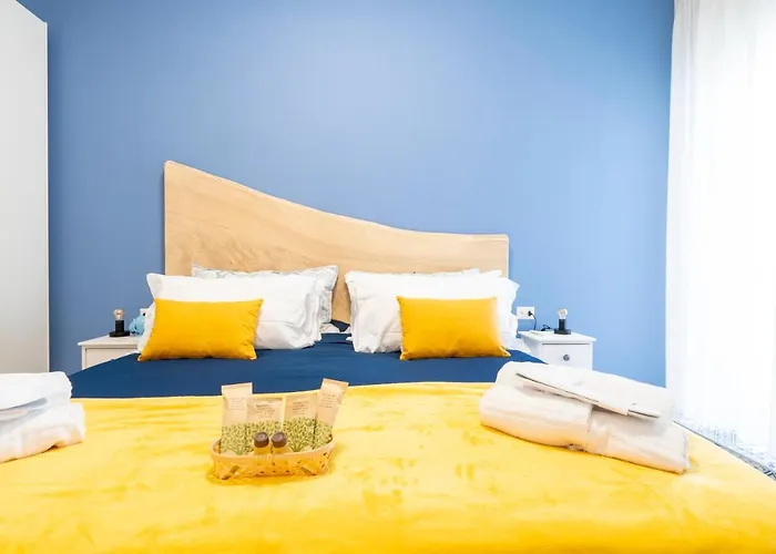 Апартаменты Mediterranea Apartment- Station - Free Wifi&netflix Бари