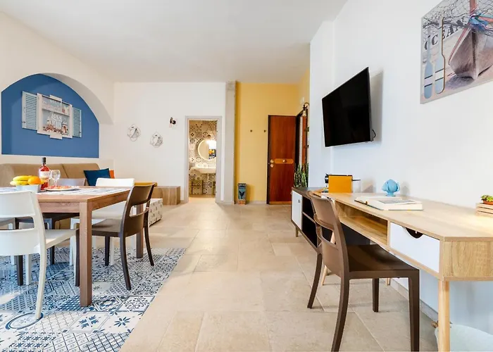 Mediterranea Apartment- Station - Free Wifi&netflix Бари