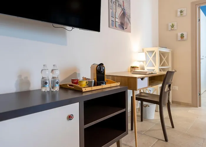 Mediterranea Apartment- Station - Free Wifi&netflix